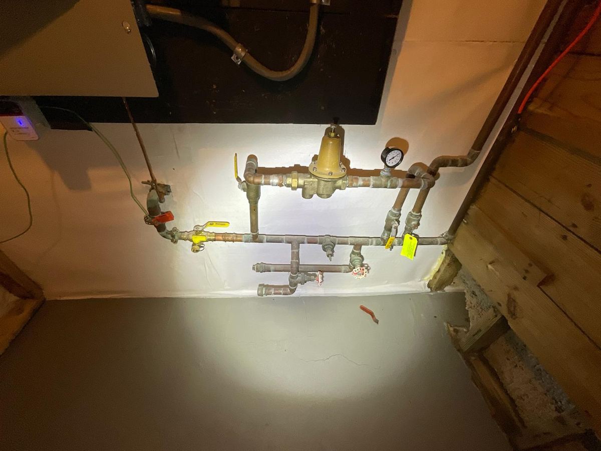 Broken handle on a corroded water shut off valve